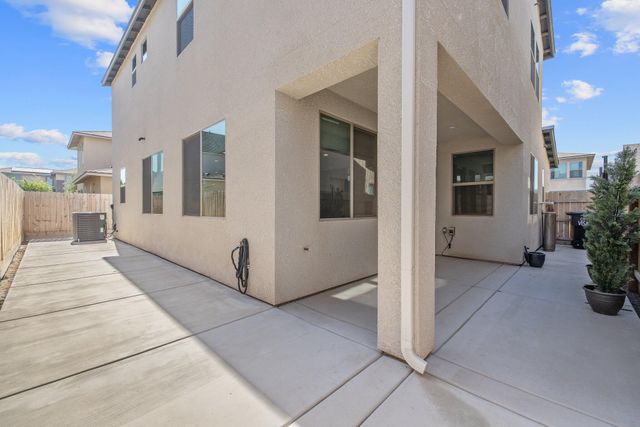 3346 W Good Avenue, Visalia, CA 93277