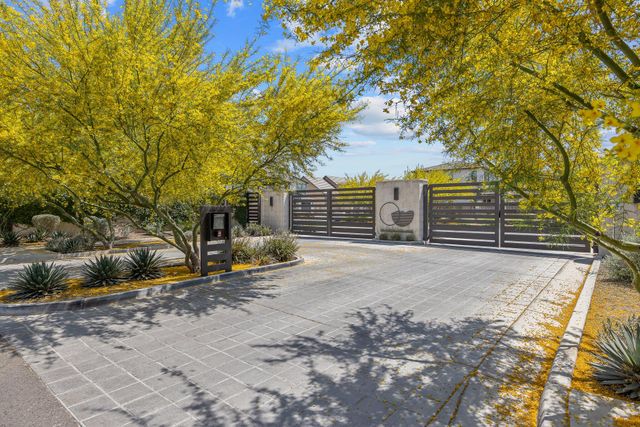 3346 W Good Avenue, Visalia, CA 93277