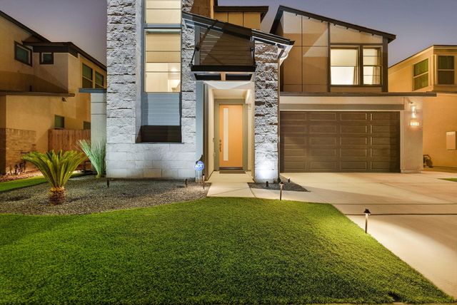 3346 W Good Avenue, Visalia, CA 93277