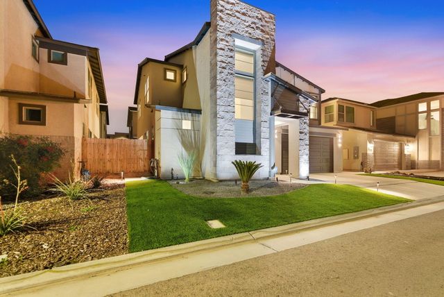 3346 W Good Avenue, Visalia, CA 93277