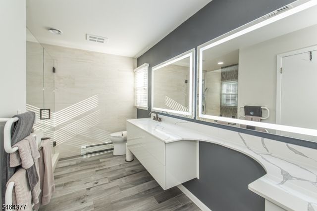 34 Reston Rd, Wayne Twp., NJ 07470