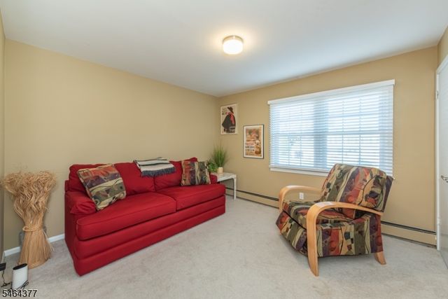 34 Reston Rd, Wayne Twp., NJ 07470