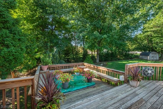 34 Reston Rd, Wayne Twp., NJ 07470
