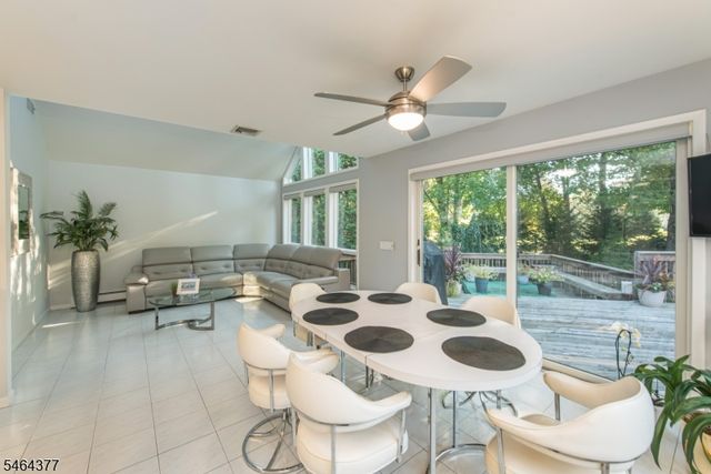 34 Reston Rd, Wayne Twp., NJ 07470