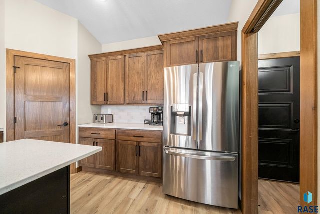 2301 E Mary Moore Dr Drive, Tea, SD 57064
