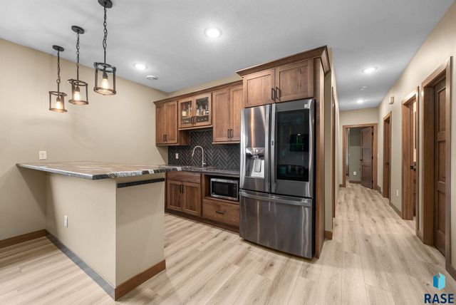 2301 E Mary Moore Dr Drive, Tea, SD 57064