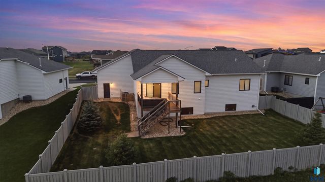 2301 E Mary Moore Dr Drive, Tea, SD 57064