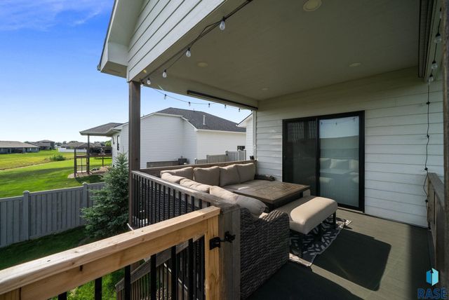 2301 E Mary Moore Dr Drive, Tea, SD 57064