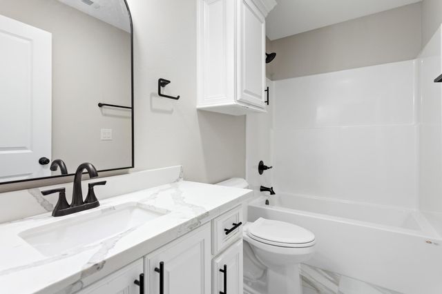 1813 Ordway Street, Port Neches, TX 77651