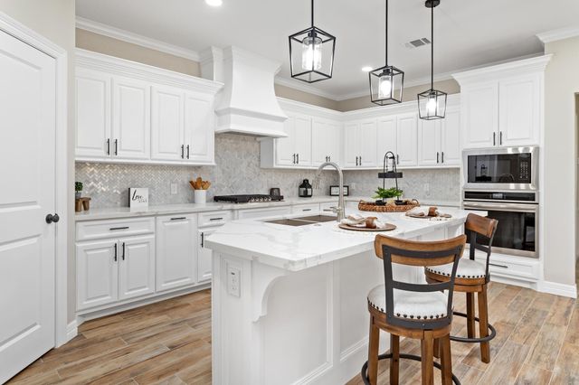 1813 Ordway Street, Port Neches, TX 77651