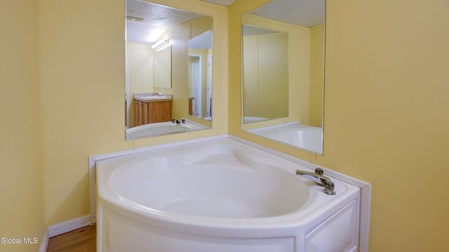 3159 State Hwy 30, Gloversville, NY 12078