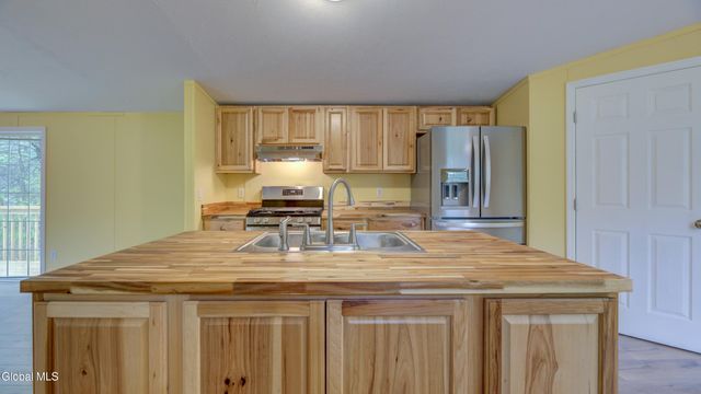 3159 State Hwy 30, Gloversville, NY 12078