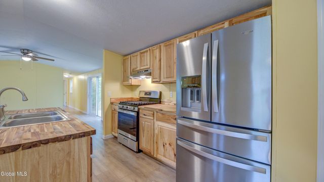 3159 State Hwy 30, Gloversville, NY 12078