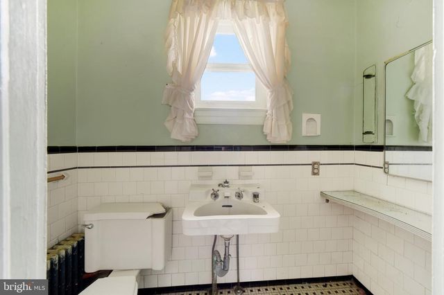 5720 CLOVER RD, Baltimore, MD 21215