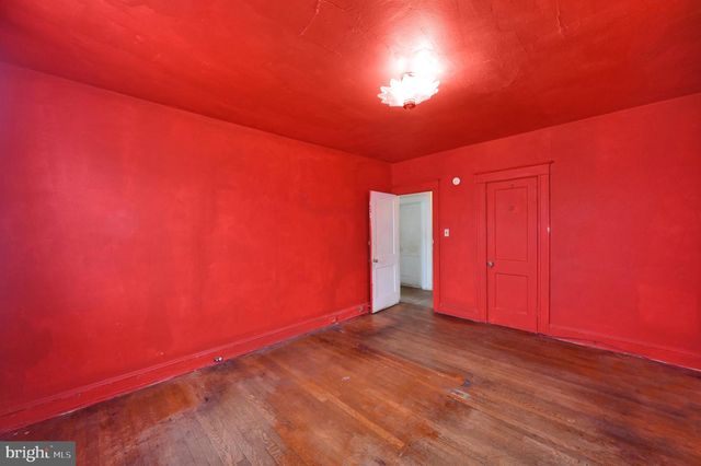 5720 CLOVER RD, Baltimore, MD 21215