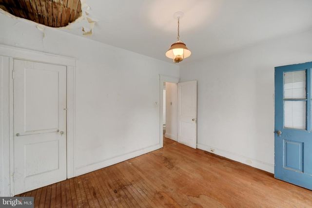 5720 CLOVER RD, Baltimore, MD 21215