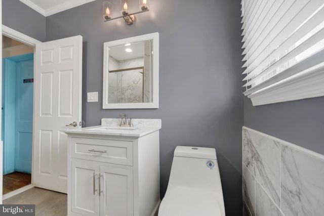 5720 CLOVER RD, Baltimore, MD 21215