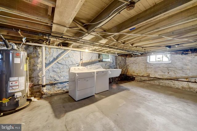 5720 CLOVER RD, Baltimore, MD 21215