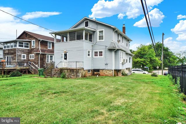5720 CLOVER RD, Baltimore, MD 21215