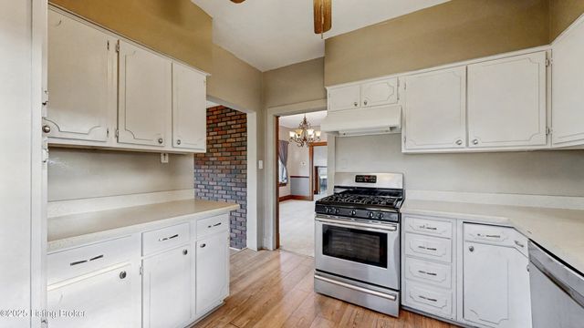 1857 Overlook Terrace, Louisville, KY 40205