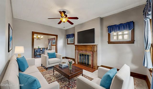 1857 Overlook Terrace, Louisville, KY 40205