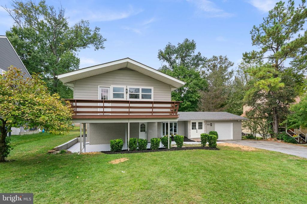 1104 ALEXANDER AVE, Catonsville, MD 21228