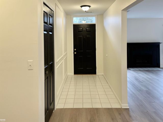 56145 N Troon Street, Shelby Twp, MI 48316