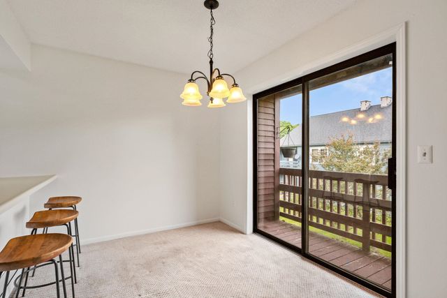 140 North Twin Oaks Terrace, South Burlington, VT 05403