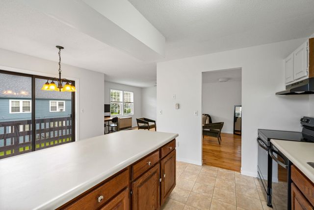 140 North Twin Oaks Terrace, South Burlington, VT 05403