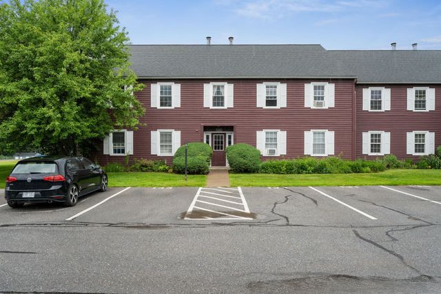 140 North Twin Oaks Terrace, South Burlington, VT 05403