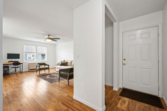 140 North Twin Oaks Terrace, South Burlington, VT 05403