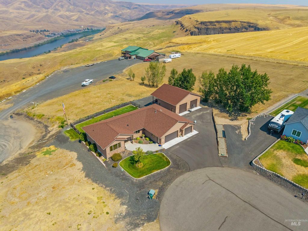 705 Talons Ct, Lewiston, ID 83501 photo 3