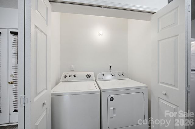 9401 Feldbank Drive, Charlotte, NC 28216