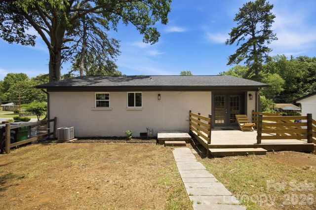 9401 Feldbank Drive, Charlotte, NC 28216