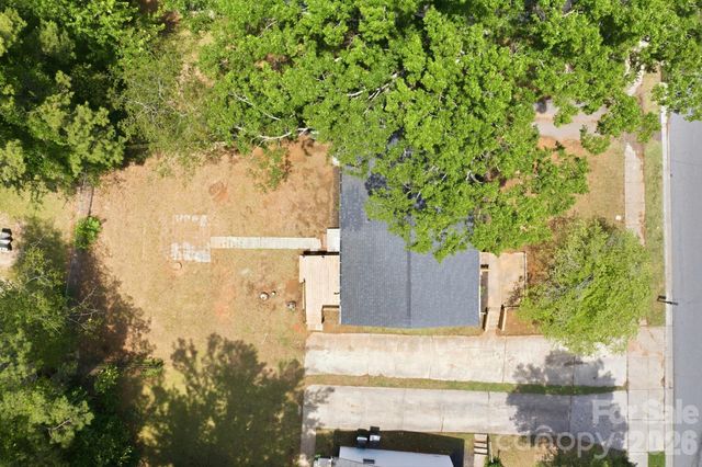 9401 Feldbank Drive, Charlotte, NC 28216