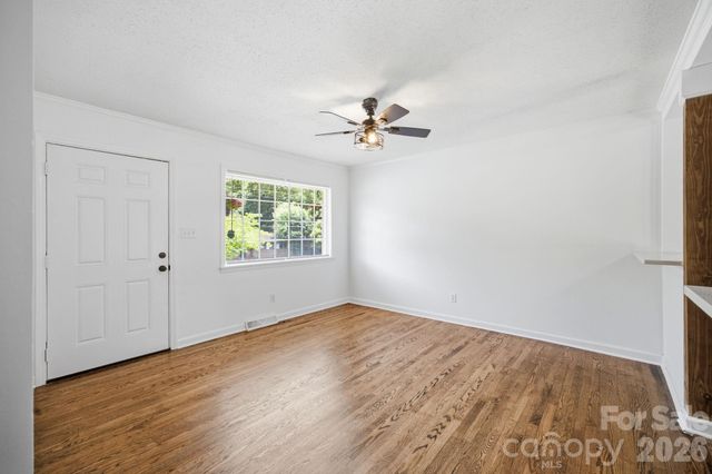 9401 Feldbank Drive, Charlotte, NC 28216