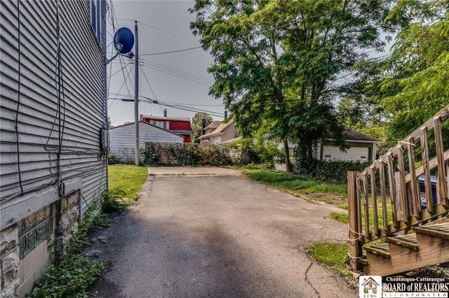 41 Hughes Avenue, Buffalo, NY 14208