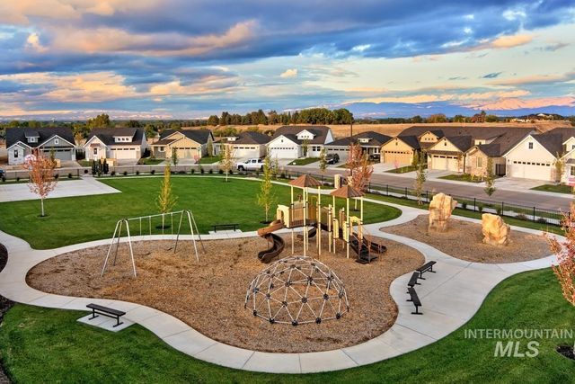 296 W Broyhill, Meridian, ID 83642