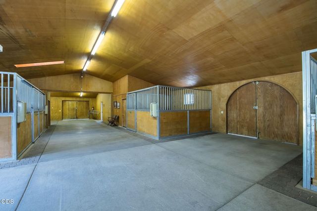 55383 Huntington Road, Bend, OR 97707