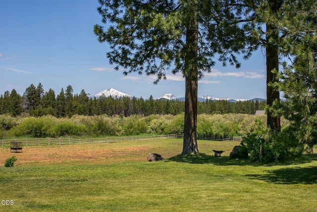 55383 Huntington Road, Bend, OR 97707
