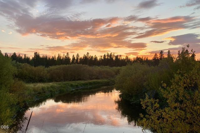 55383 Huntington Road, Bend, OR 97707