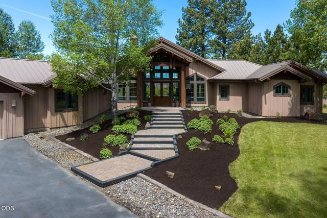 55383 Huntington Road, Bend, OR 97707