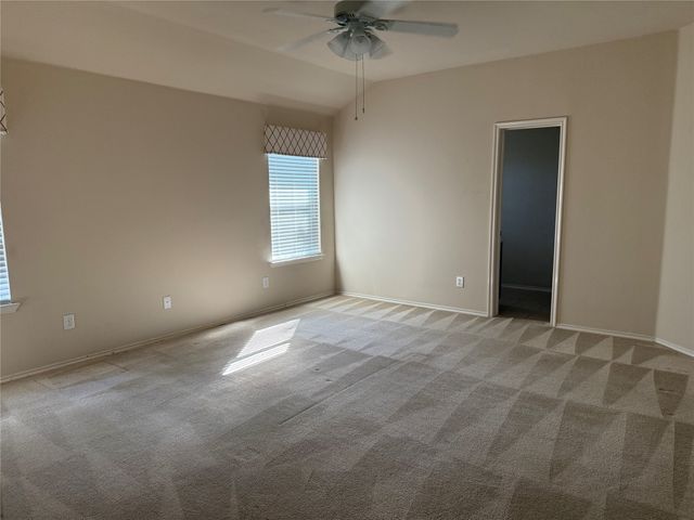 1427 Reiger Drive, Greenville, TX 75402