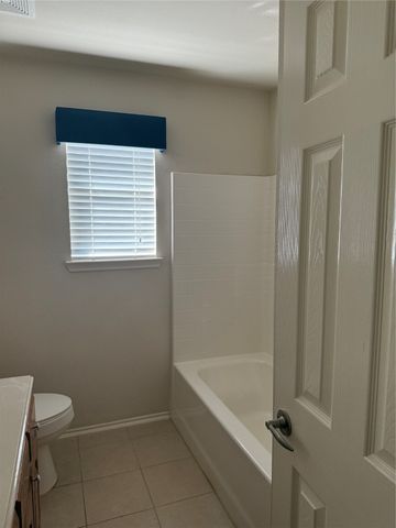 1427 Reiger Drive, Greenville, TX 75402