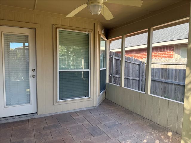 1427 Reiger Drive, Greenville, TX 75402