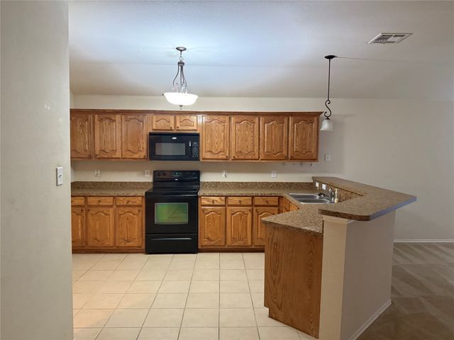 1427 Reiger Drive, Greenville, TX 75402