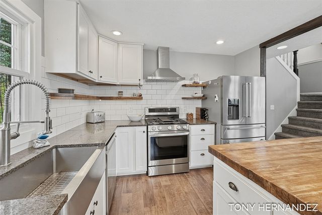 102 Sagamore Trail, Lowell, MI 49331