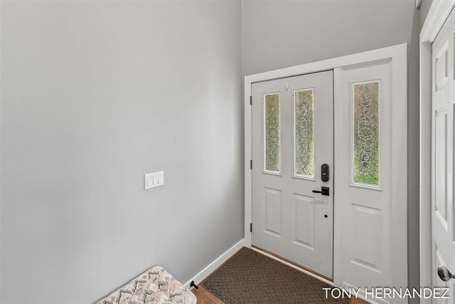 102 Sagamore Trail, Lowell, MI 49331