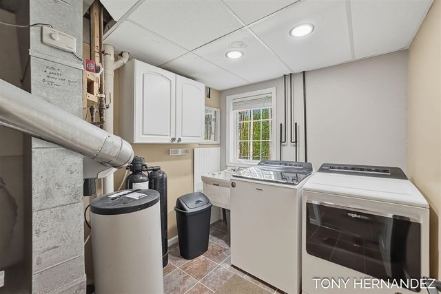 102 Sagamore Trail, Lowell, MI 49331