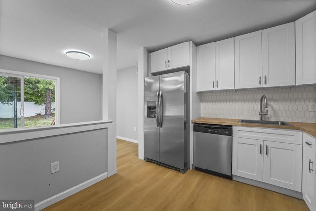 31 ACORN CT, Sicklerville, NJ 08081